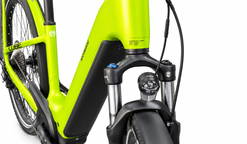 Cube Kathmandu Pro Hybrid 800 full